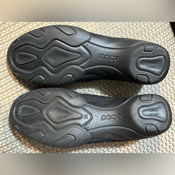 ECCO Rise GoreTex Leather Waterproof Comfort Walking Shoe Slip On Wedge US 8-8.5 - Picture 7 of 10